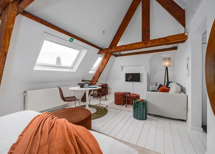 The Blue House - Guest Suite 2